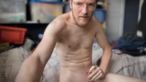 Snapshot of g00nst4r chatting on 17, 12, 2024 g00nst4r online show from 17, 12, 2024