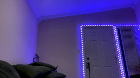 Snapshot of g0ddessluna1800 chatting on 8, 3, 2025 Goddess Luna online show from 8, 3, 2025