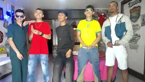 Snapshot of g4mens chatting on 3, 11, 2025 G4MENS online show from 3, 11, 2025