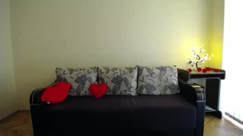 Snapshot of gabby_di chatting on 27, 4, 2026 Jaklin online show from 27, 4, 2026