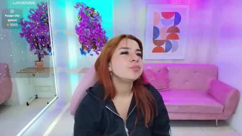 Snapshot of gabby_evanns chatting on 25, 11, 2025 gabby_evanns online show from 25, 11, 2025