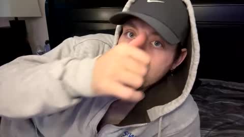 Snapshot of gabed72 chatting on 27, 4, 2026 Gabe online show from 27, 4, 2026