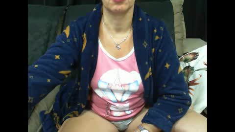 gaby  layla online show from 11, 12, 2024