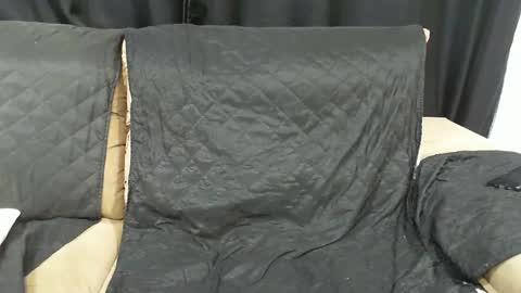 gaby  layla online show from 28, 2, 2025