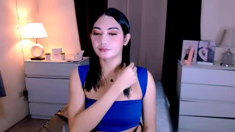 Snapshot of gabriela_deluxe chatting on 4, 12, 2025 gabriela_deluxe online show from 4, 12, 2025