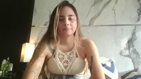 Snapshot of gabriela_miller_2 chatting on 7, 1, 2026 Gabriela Miller online show from 7, 1, 2026