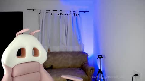 Snapshot of gabriela_r chatting on 10, 9, 2025 Gabriela online show from 10, 9, 2025