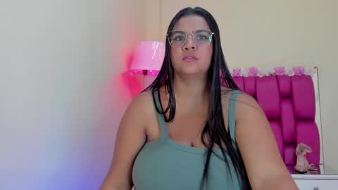 Snapshot of gabrielaa_01 chatting on 7, 12, 2024 Gaby Im on vacation see you on November 25 online show from 7, 12, 2024