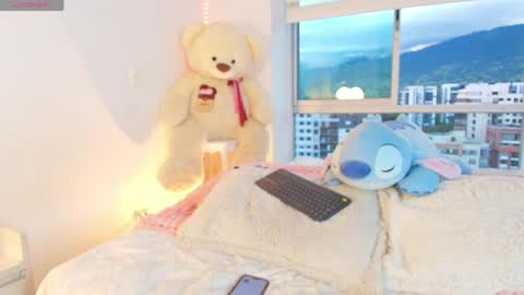 Snapshot of gabrielablake chatting on 16, 4, 2026 online show from 16, 4, 2026