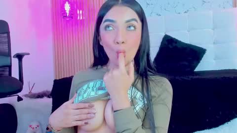 Snapshot of gabrielam_ms chatting on 18, 2, 2025 Gabriela Evans MS online show from 18, 2, 2025