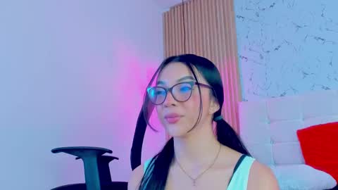 Snapshot of gabrielam_ms chatting on 5, 3, 2025 Gabriela Evans MS online show from 5, 3, 2025