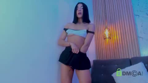 Snapshot of gabrielam_ms chatting on 28, 10, 2025 Gabriela Evans MS online show from 28, 10, 2025