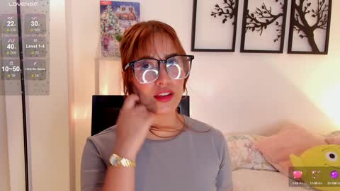 Snapshot of gabriella__tom chatting on 5, 1, 2025 Gabriella online show from 5, 1, 2025