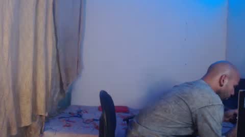 Snapshot of gabrielle_ramirez chatting on 6, 10, 2025 Gabriel online show from 6, 10, 2025