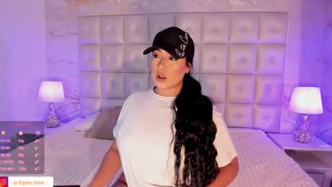 Snapshot of gaby_blaze chatting on 9, 1, 2025 Gaby Blaze online show from 9, 1, 2025