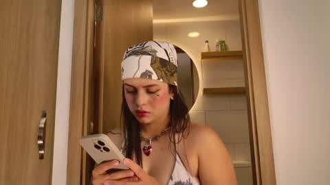 Snapshot of gaby_mason chatting on 10, 6, 2026 Gaby online show from 10, 6, 2026