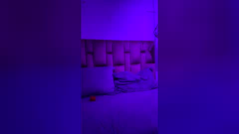 Gaby  online show from 15, 7, 2026