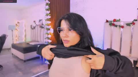 Snapshot of gaby_tay1 chatting on 28, 4, 2026 Gaby online show from 28, 4, 2026