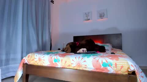 Snapshot of gabybuttler1 chatting on 10, 2, 2025 Gabybuttler online show from 10, 2, 2025