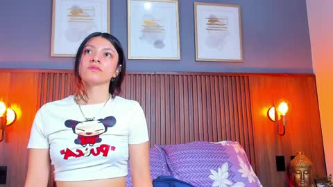 Snapshot of gabyevans4 chatting on 7, 4, 2026 GabyEvans online show from 7, 4, 2026