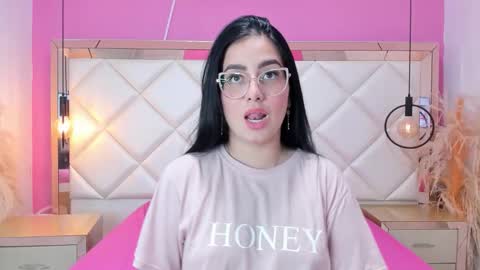 Snapshot of gabyjhons chatting on 15, 12, 2025 gabyjhons online show from 15, 12, 2025