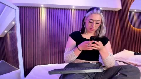 Snapshot of gabyrose9 chatting on 29, 4, 2026 gabyrose9 online show from 29, 4, 2026