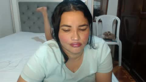 Snapshot of gabysot chatting on 11, 7, 2026 gabysot online show from 11, 7, 2026