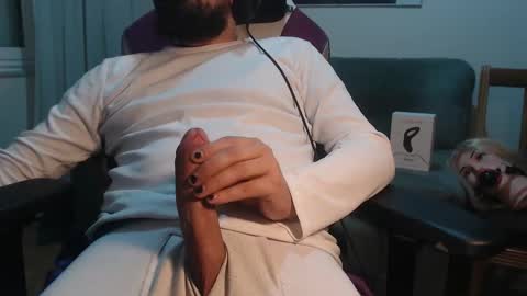 Snapshot of gag0nmyc0ck chatting on 5, 1, 2025 your master online show from 5, 1, 2025