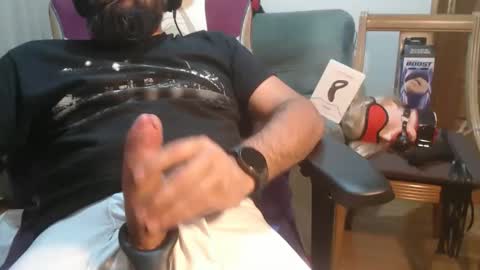 Snapshot of gag0nmyc0ck chatting on 7, 10, 2025 your master online show from 7, 10, 2025