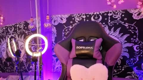 Snapshot of gaia_gatex chatting on 9, 4, 2026 Gaia online show from 9, 4, 2026