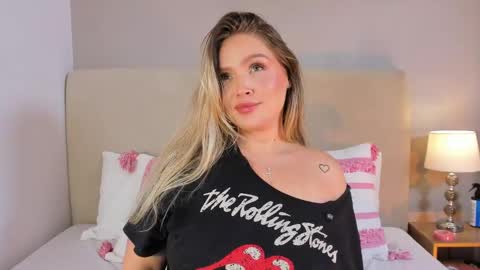 Snapshot of gaiabaker chatting on 6, 6, 2026 Gaia Baker online show from 6, 6, 2026
