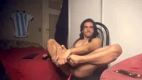 Adriel online show from 11, 12, 2024