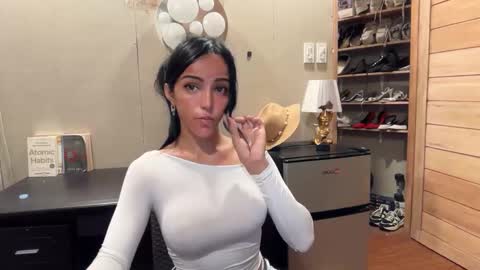 Snapshot of galileii chatting on 13, 11, 2025 galileii online show from 13, 11, 2025