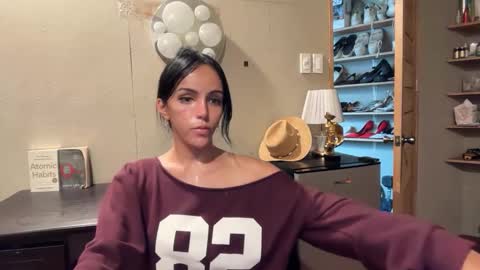 Snapshot of galileii chatting on 24, 11, 2025 galileii online show from 24, 11, 2025