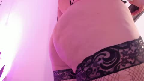 Snapshot of gallilea_marquez_ chatting on 5, 5, 2026 Galilea online show from 5, 5, 2026