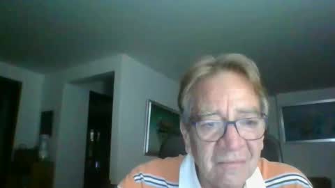 galloboy5 online show from 27, 1, 2025