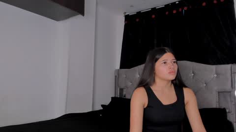 Snapshot of game_with_lesbians_ chatting on 13, 12, 2024 game with lesbians online show from 13, 12, 2024