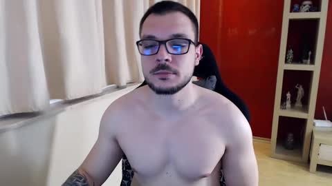 Snapshot of gangstalover8 chatting on 4, 4, 2026 GangstaLover online show from 4, 4, 2026