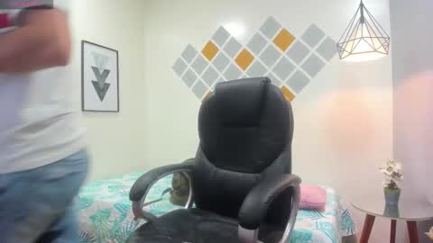 garuo_18 online show from 1, 11, 2025