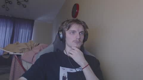 Snapshot of gasturfahe chatting on 11, 2, 2025 gasturfahe online show from 11, 2, 2025