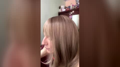 Snapshot of gatita_033 chatting on 23, 4, 2026 gatita_033 online show from 23, 4, 2026