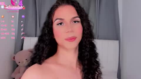 Vnecis Marn online show from 21, 10, 2025