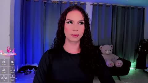 Snapshot of gatitavenecis1 chatting on 7, 6, 2026 Vnecis Marn online show from 7, 6, 2026