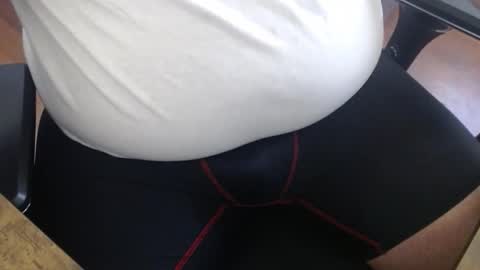 Snapshot of gato27cam chatting on 11, 4, 2026 Marco online show from 11, 4, 2026