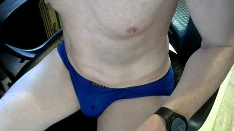 Snapshot of gay_slave_on_cam chatting on 16, 4, 2026 gay slave on cam online show from 16, 4, 2026