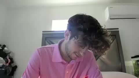 Snapshot of gayndepressed chatting on 12, 10, 2025 Trace online show from 12, 10, 2025