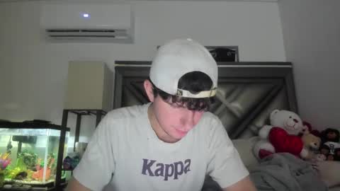 Snapshot of gayndepressed chatting on 24, 5, 2026 Trace online show from 24, 5, 2026