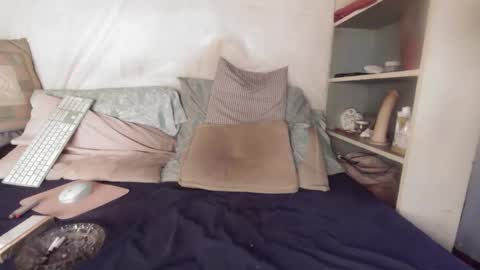 Snapshot of gayrobbin chatting on 19, 3, 2026 gayrobbin online show from 19, 3, 2026