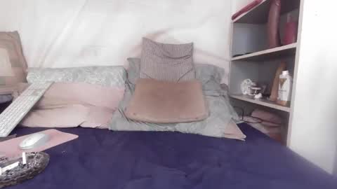 gayrobbin online show from 3, 6, 2026