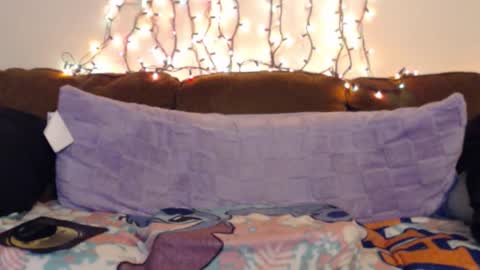 Snapshot of gdanch chatting on 17, 11, 2025 G online show from 17, 11, 2025